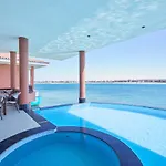 Golden Ocean Marina Hotel