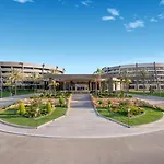 Radisson Blu Hotel & Convention Center, Alexandria