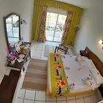 Trs Fantazia Neama Bay Hotel