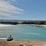Y 140 Wast Golf Heated Private Pool