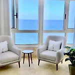 Alexandria Luxury Apartments Stanley Direct Sea View