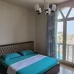 Roof Top Apartment With Panorama View