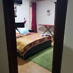 Stanley Bridge Apartment