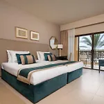 Jaz Oriental, Almaza Bay