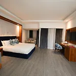 Golden Beach Resort