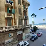 Alexandria Private Rooms At Shared Apartment, Only Men And Sorry Ladies Not Allowed 仅限男士