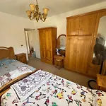 Luxury Inn: 3Br Villa In North Coast Area 61 Km