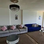 Sea View Heart Apartment