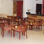 La Sirena Hotel & Resort - Families Only