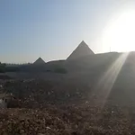 Grensha Pyramids Inn
