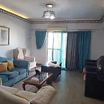 شاليه مكيف علي البحر صف أول بحديقة خاصة ومكيف بمنتجع براس سدر