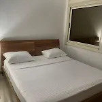 Lilly Lounge And Pool Accommodation For Adults Only