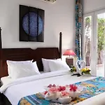 Golden Ocean Marina Hotel