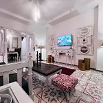 Ma Maison Gleem, Alexandria