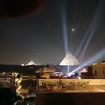 Royal Pyramids Inn
