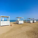 Marvelous 2Br - Free Beach Access And Pool Access In Mangroovy