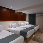 New Pyramid Front Hotel