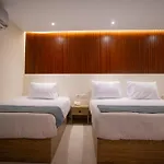 New Pyramid Front Hotel