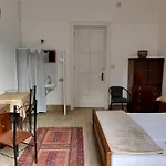 Triomphe Hostel