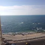 Paradise Condo Seaview -Families Only