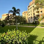 Luxury Inn: 2Br Amazing Location In Madinaty B11