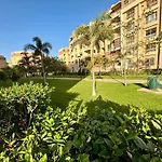 Luxury Inn: 2Br Amazing Location In Madinaty B11