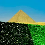 House Pyramids Hotel