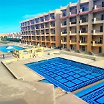 Selena Bay Luxury Resort - Premium Apartment With Private Beach