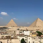 Pyramids Middle East Charm Inn