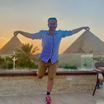 Seven Pyramids Panoramic View Inn