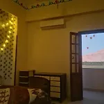 Twin Rooms Close To Most Tourist Areas