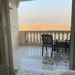Pyramita Hotel