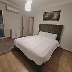 Freshly Modern Renewed 3Br Full Aircod Dar Masr Qornfel