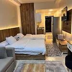 Florenza Apartments Hotel