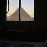 Moonlight Pyramids View Inn
