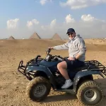 Weekend Pyramids Inn