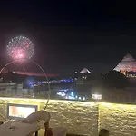 Weekend Pyramids Inn