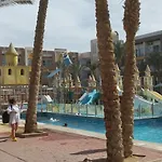 Mirage Aqua Resort 2 Bedroom Apartment