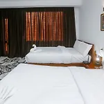 New Asser Hotel Pyramid