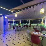 Paradise Pyramids View Inn