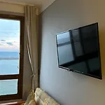 First Row Spacious Seaview Apartment