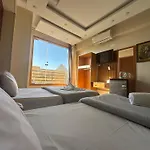 Tecno Pyramids Inn