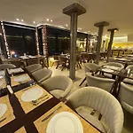 Sahara Pyramids Inn