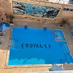 Beautiful 3-Bedroom Apartment On The 4Th Floor With Personal Jacuzzi On The Roof And 3 Balconies With Spectacular Seaview