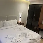 Kings Gate View Inn