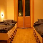 Ithaka Raml Hostel