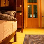 Ithaka Raml Hostel