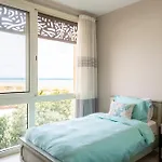 Mangroovy Seafront Condo - Great Kite Surfing