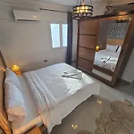 Welcome Sea View - Families Only