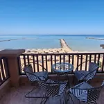 Seafront Apartment G311
